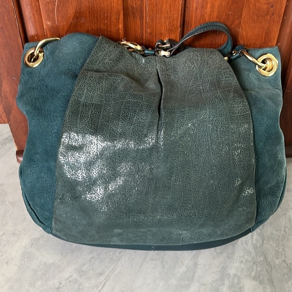 Vince Camuto  Hobo bag  large  teal green genuine leather  goldtone hardware GUC - Picture 10 of 16